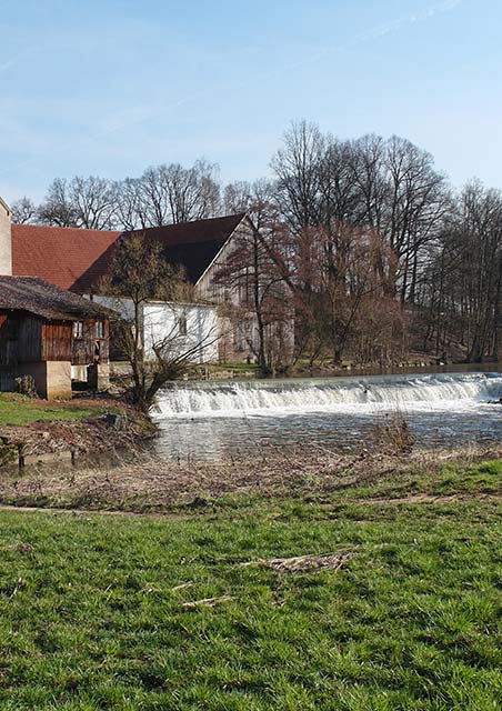 Historische Mühle Dreschen